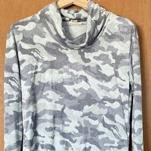 Shades of Gray Camo Cowl Neck Tunic Longer Sweatshirt Junior's Small Super Soft